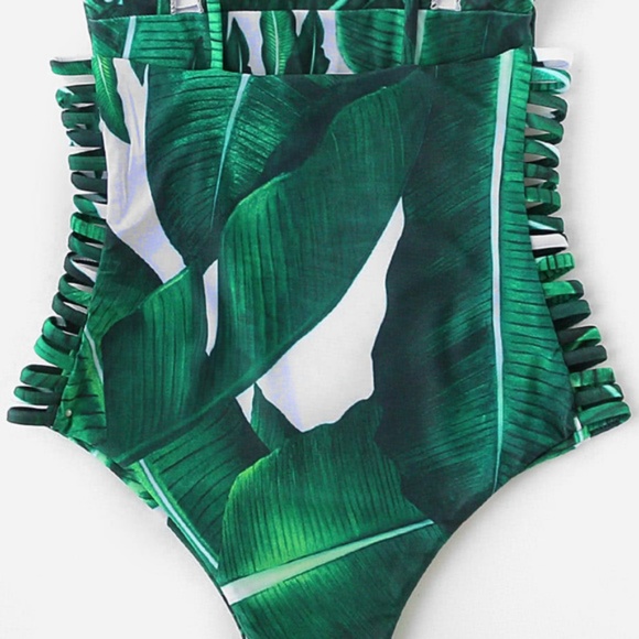 Palm One Piece - Picture 3 of 3